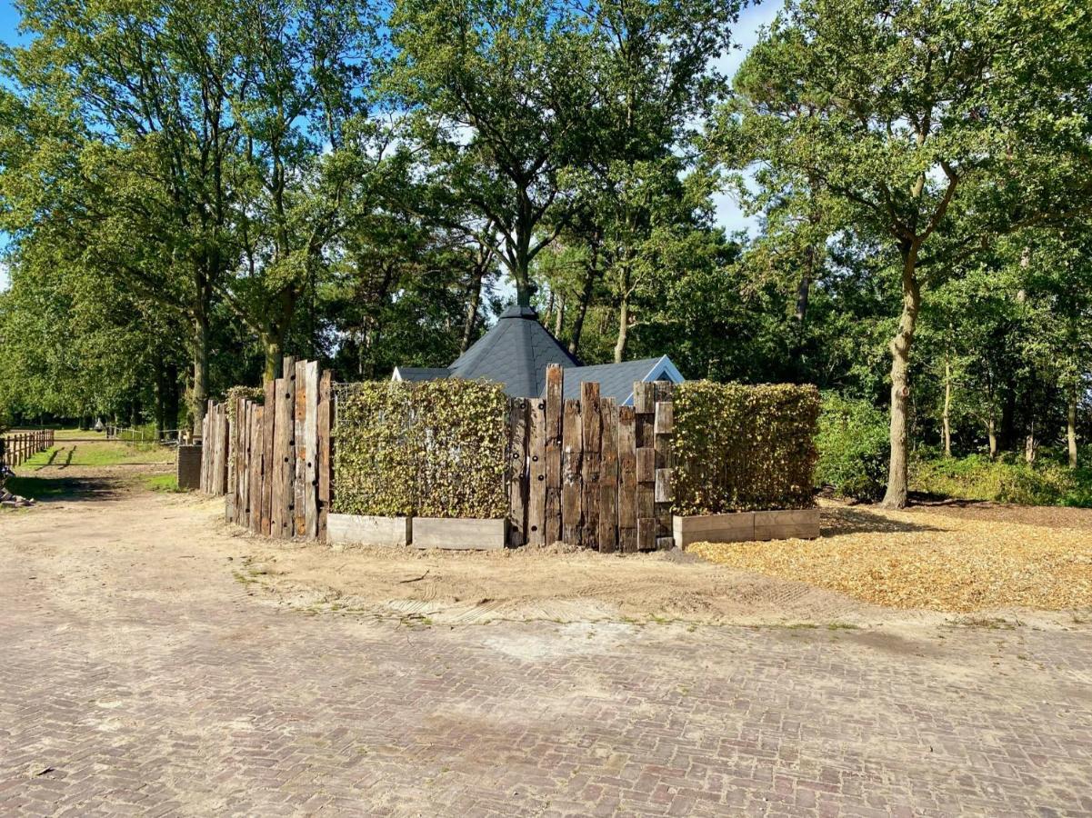 Luxe Finse Kota Met Jacuzzi En Saunabarrel De Zandhoef Eersel Exterior foto